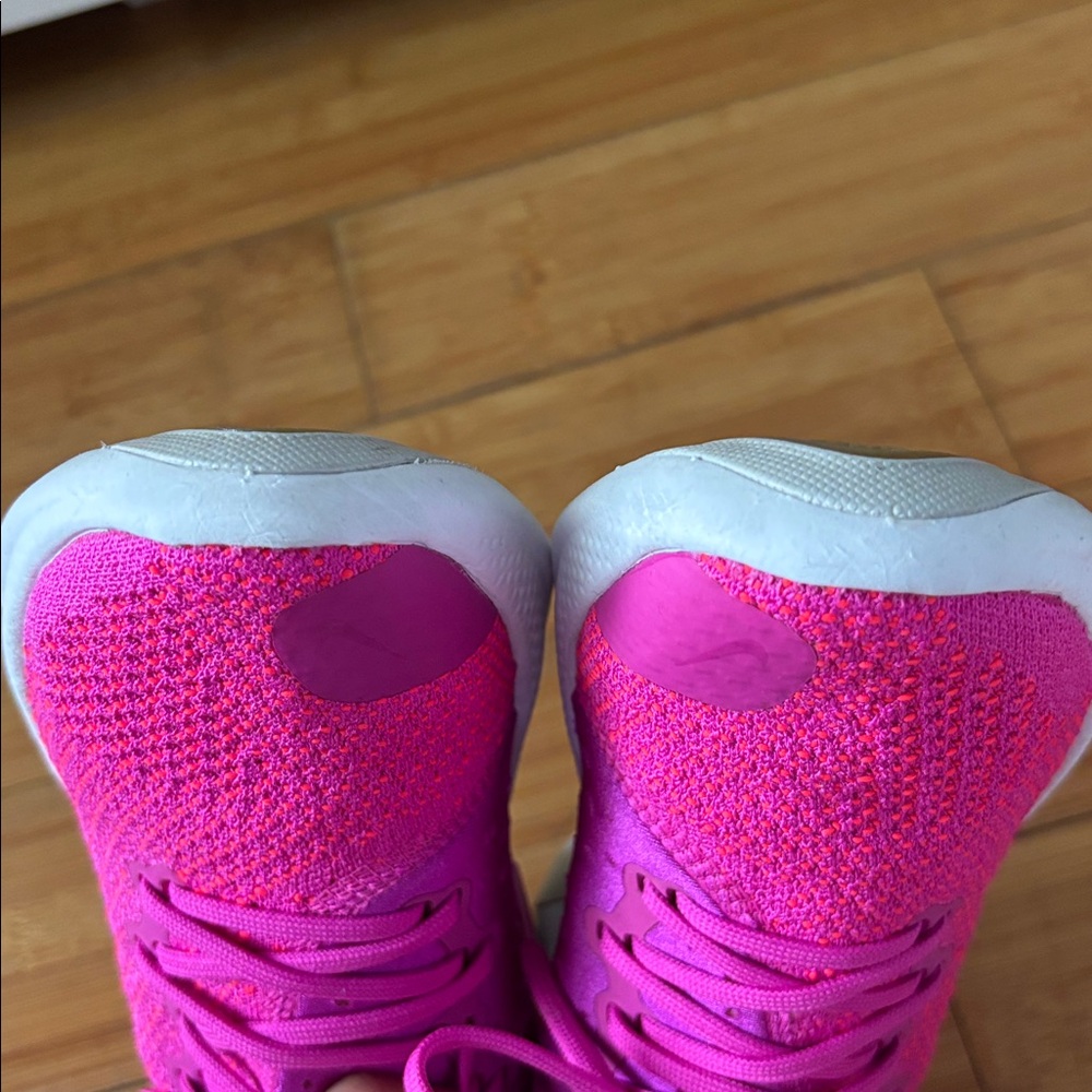 Nike Joyride Sneakers - Picture 6 of 13